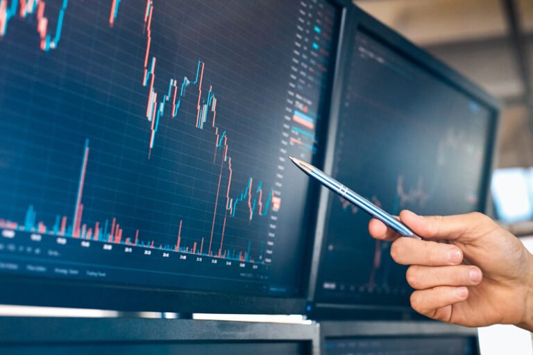 Five promising professions in the Forex market