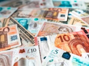 Top 3 most popular currency pairs