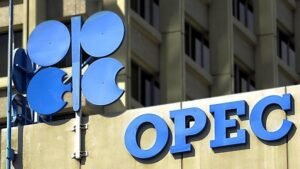 How OPEC production affects oil prices