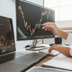 How do ECN and STP brokers work?
