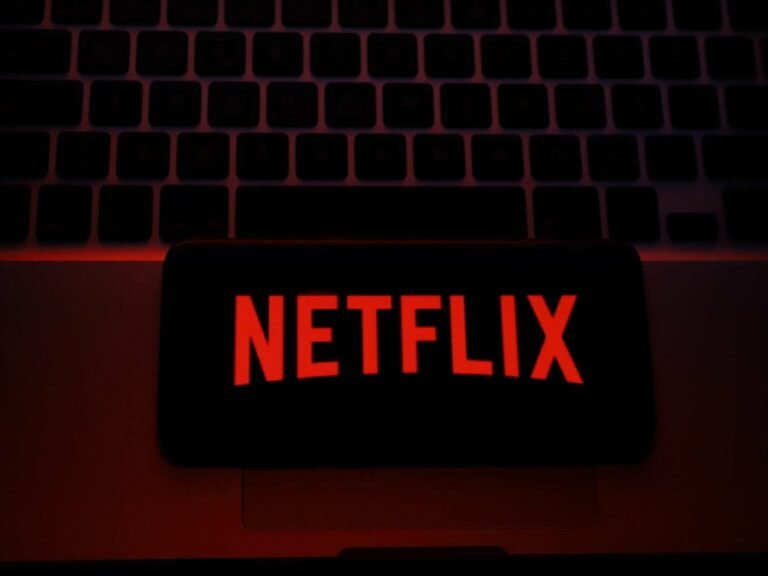 Netflix: why is it worth buying shares?