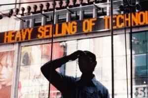 Why did the dot-com bubble burst?