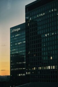JPMorgan Chase, Apple и Goldman Sachs: одна из самых дорогостоящих стратегических ошибок Уолл-стрит